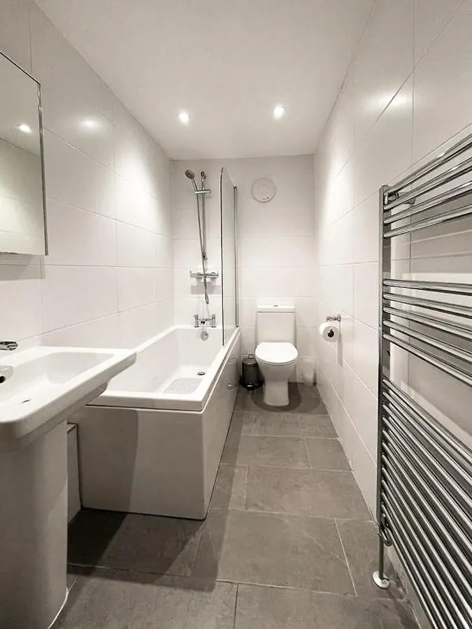 Lively & Energetic 2Br On The Royal Mile Apartment Edinburgh United Kingdom