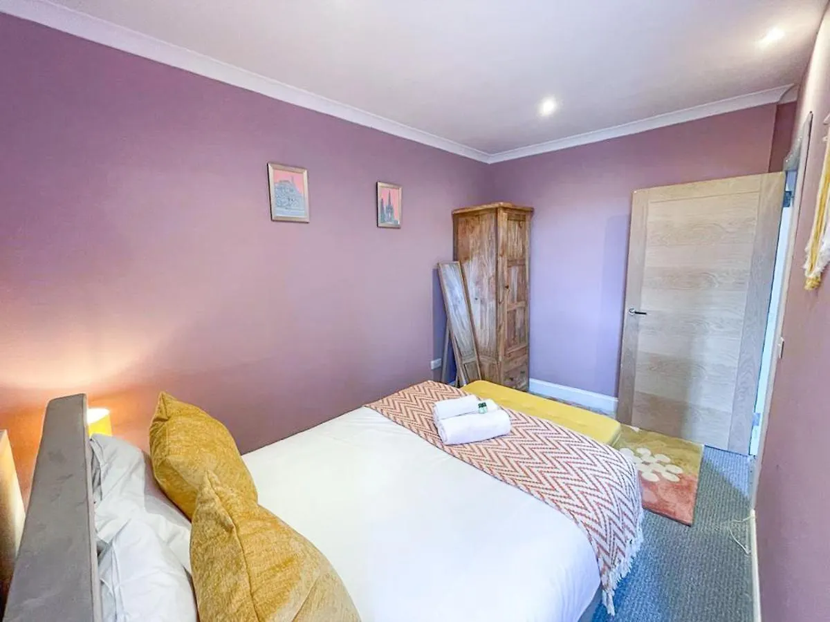 Lively & Energetic 2Br On The Royal Mile Apartment Edinburgh United Kingdom